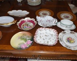 100. Group Antique Vintage Porcelain Items