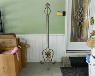 187. French Style Metal Floor Lamp