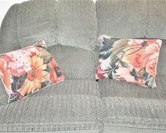 326. Pair Decorative Throw Pillows