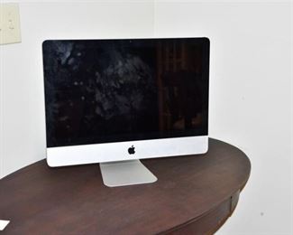 331. APPLE Computer Monitor