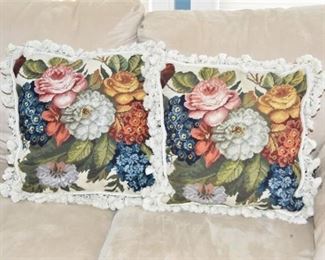363. Two 2 Pairs Decorative Throw Pillows