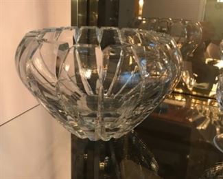 Heavy crystal bowl (no signature)