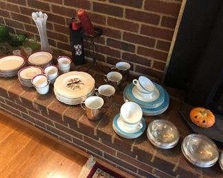 Pyrex cups and plates