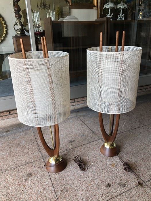Modeline pair of lamps designed by John Keal, the next photo is the  matching Floor Lamp.  Trying to sell as a set.  In excellent condition 
