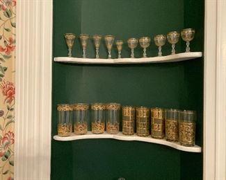 Vintage decorative glasses  near perfect condition