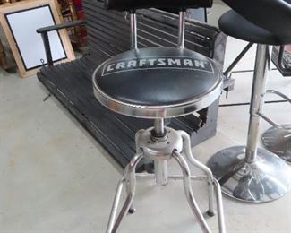 Craftsman Bar Stool - Swivels