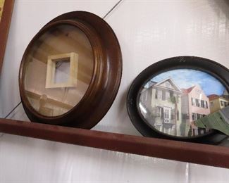 Round Frame - Rainbow Street Picture