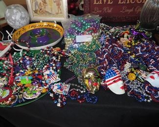 Madri Gras Beads - Cool Ones
