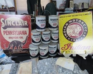 Vintage Oil signs - Vintage Havoline Oil Cans