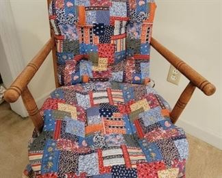 Cover that fits chair in previous pic