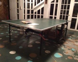 PROFESSIONAL LIKE NEW KETTLER GERMAN PING PONG TABLE.  COST $999 brand new