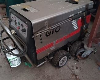 Landa commercial power washer