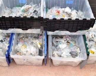 3,000 bags of costume jewelry