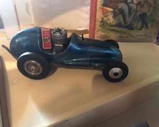 Midget car toy
