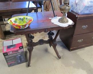 Antique Victorian Parlor Table