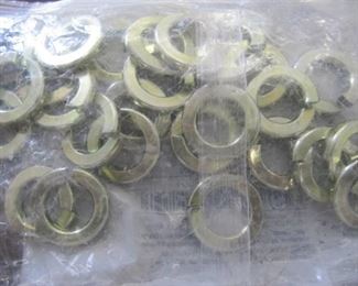 NEW Lot of 25 grade 8 lock washer  1/2"