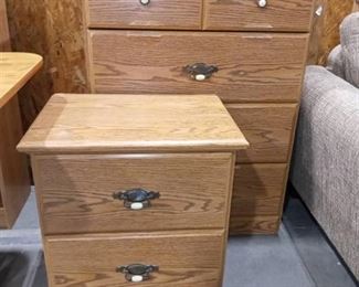 Wooden 4 Drawer Chest 40 x 31 x 17 in with Matching 2 Drawer Nightstand 24 x 22 x 16 in