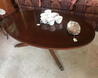 Duncan Phyfe Coffee Table $ 96.00