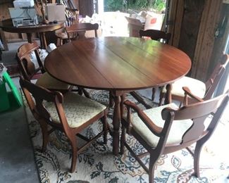 Table / 6 Chairs / 2 Leaves $ 284.00