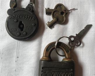 Winchester Antique Locks - both work !
Winchester 1 - $ 46.00
Winchester 2 - $ 40.00
