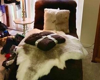 Chocolate brown chaise lounge/settee w/ throws/pillows, floor lamp