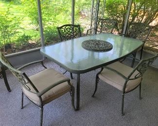 $125.00, Heavy duty patio table and 6 chairs, VG condition