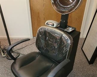 $40.00, Vintage Beautician chair VG condition