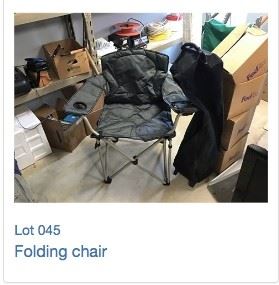 folding chair with roller bag