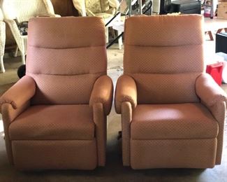 Matching Pair of Recliners