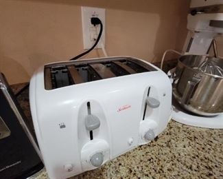 4 slice Sunbeam toaster