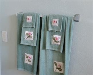 decorative towel set