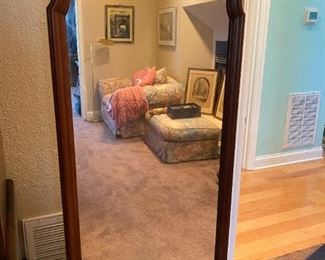standing mirror