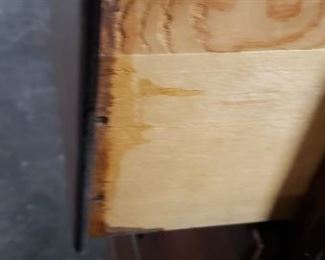 Antique 4 Drawer Dresser $95