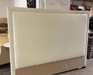 New Bernhardt leather king headboard &150