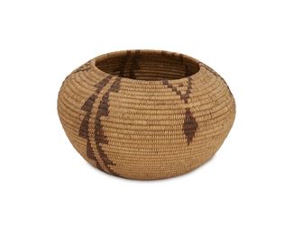 115
A Central California Basketry Bowl
First-quarter 20th Century
Alternating vertical bands of stepped triangles and positive/negative diamond
3.75" H x 6.5" W
Estimate: $400 - $600