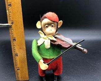 Violin Monkey