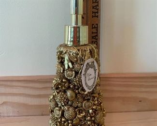 #1532C - Gold pine cone soap dispenser - $5