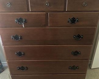 Chest of drawers