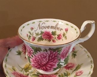 Royal Albert, Bone China November Flower of the Month Series
“Chrysanthemum”