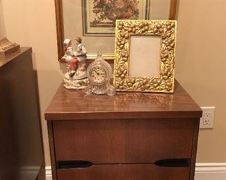 Cute “Basset” Furniture Mid Century Nightstand