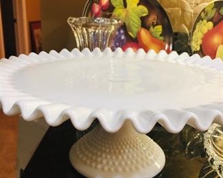 Elegant Vintage Fenton Hobnail Cake Stand