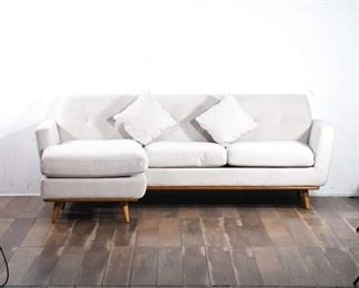 Sophisticated Cream Sectional Sofa With Chaise, 2 Matching Throw Pillows