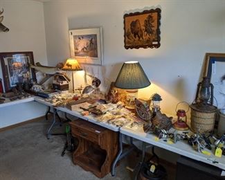 Living room again - fishing reels, antique reloading tool lot, lanterns