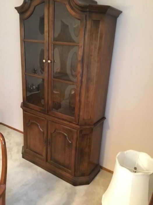 Ethan Allen Wood Hutch