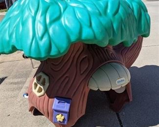 Little Tikes Tree House Plastic Play House