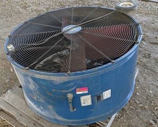 Heat Buster Model TPC4213 Floor Fan