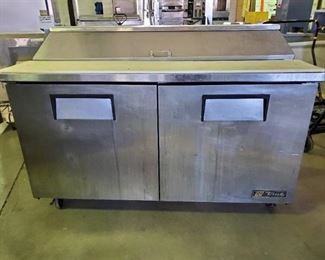 True Refrigerated Prep Table On Casters TSSU-60-16