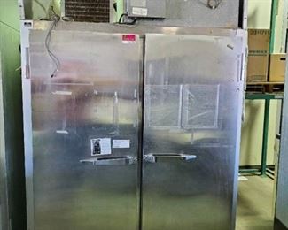 McCall Refrigerator and/or Freezer 4-4045