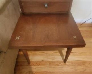 American of Martinsville Vintage End Table
