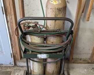 Torch cart with tanks and welding kit